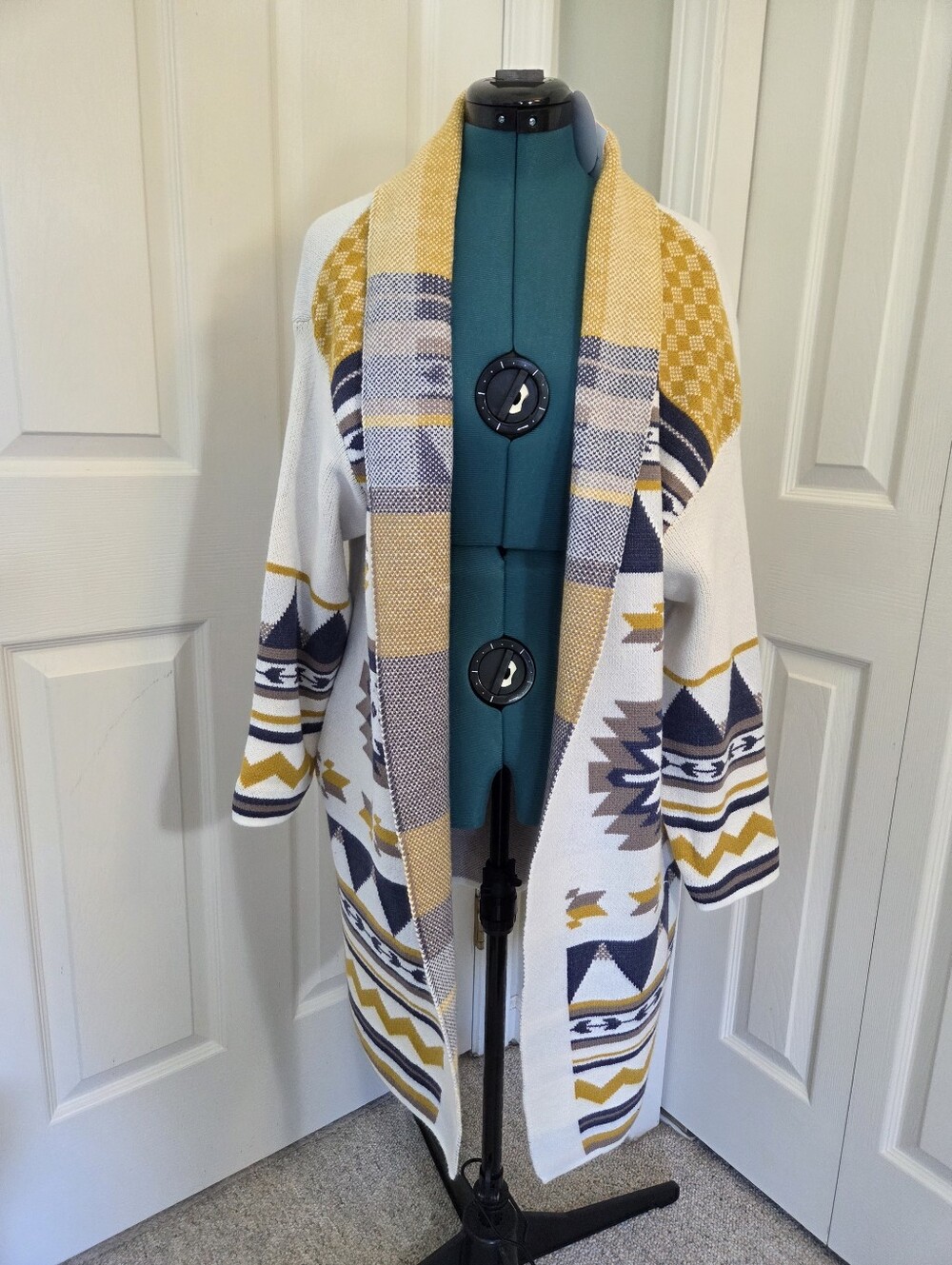 Beautiful Long Cardigan NWT